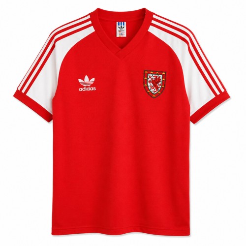 Wales Home 1982 Football Shirt