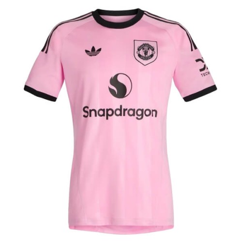 Manchester United Goalkeeper Football Shirt 25 26 - Pink