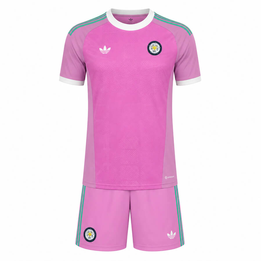 Leeds United Goalkeeper Kids Football Kit 26 27 - Pink
